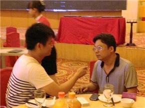 高端访谈:易百装饰曹宏亮--像篮球一样的把事业团起来